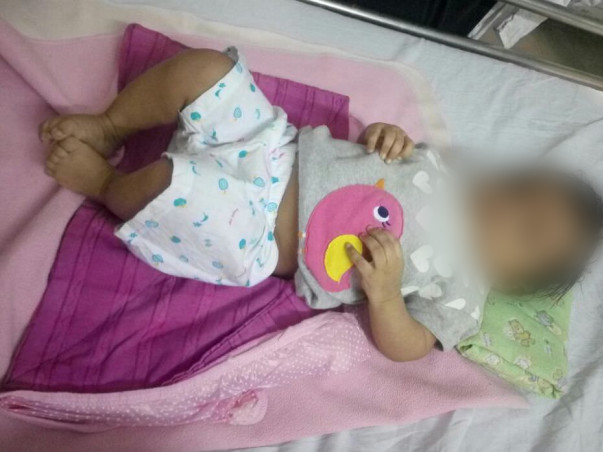 Father Gave Up All His Savings For Sick Baby Boy, Sleeps in Park Now