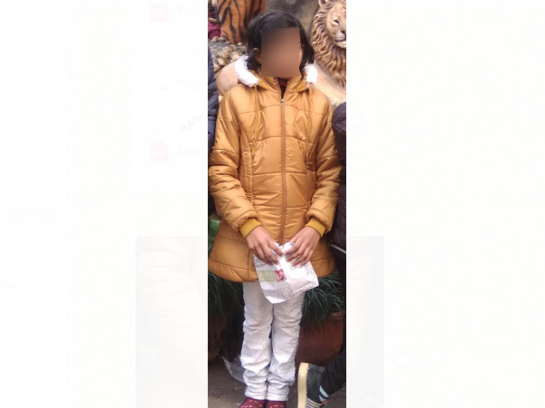 9 Years Old Aushi Sharna Needs Your Help Fight Dumb And Duff