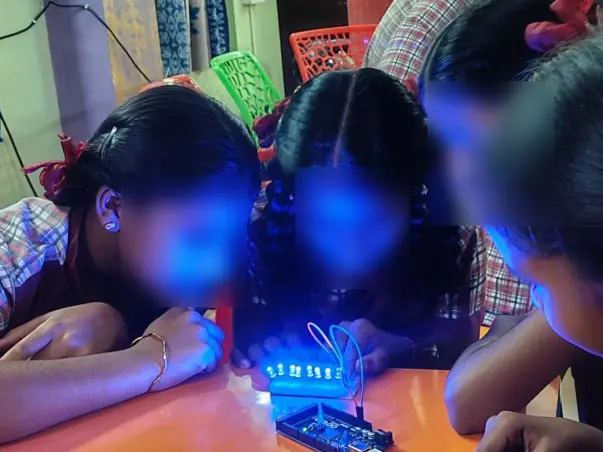 Drive Dreams: Lab on Wheels for Rural Students