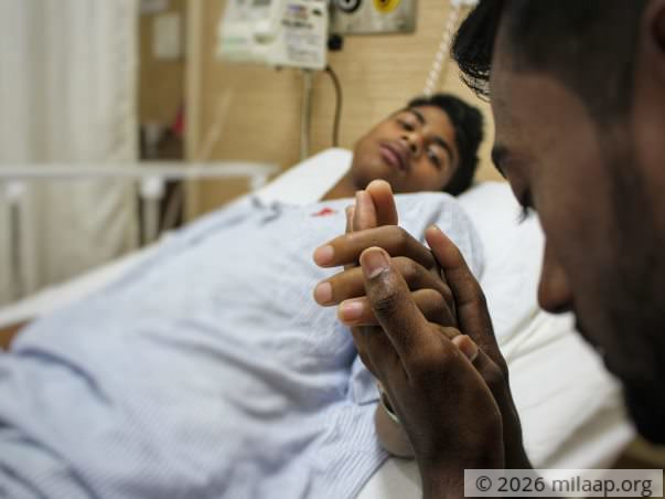 Farmer Who Makes Less Than Rs. 75/day Cannot Save Son From Cancer