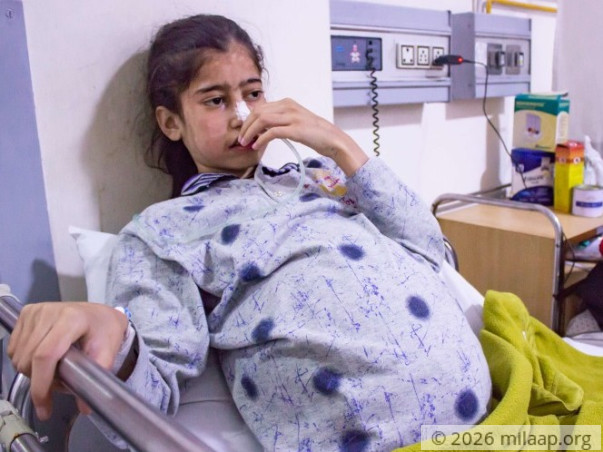 10-year-old's Painful Swollen Tummy Makes Her Starve