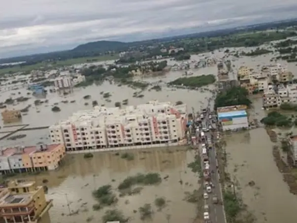 I am fundraising to help get food to the flood affected in chennai