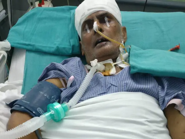 Support this doctor who gave free treatment to his poor patients.