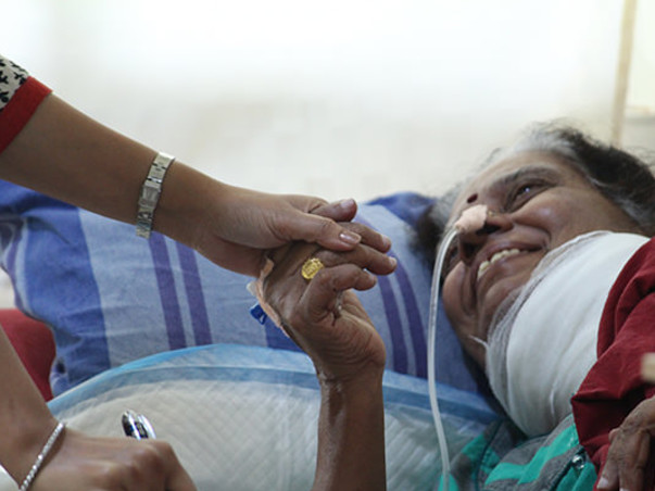 Adding life to days - Support my Run to Fundraise for Karunashraya