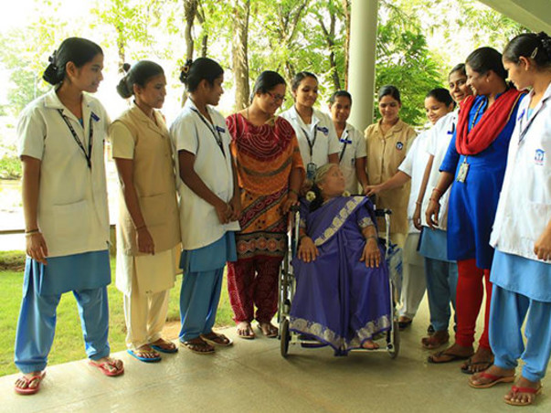 Adding life to days - Support my Run to Fundraise for Karunashraya