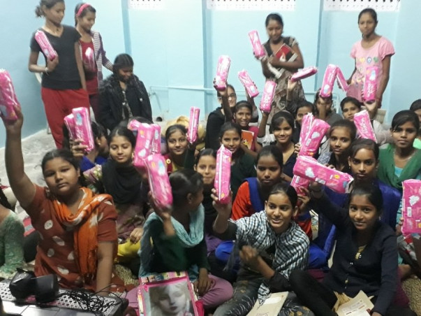 Support Aayom To Help Needy Women With Eco-friendly Sanitary Pads