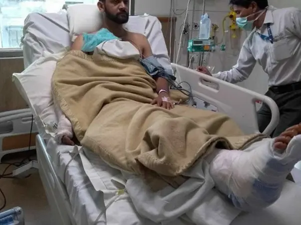 Help Gaurav to get operated
