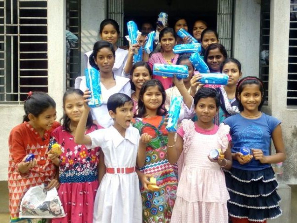 Support Aayom To Help Needy Women With Eco-friendly Sanitary Pads