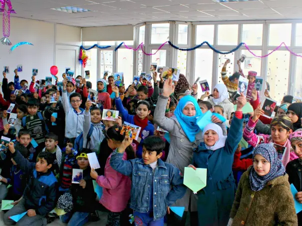Help Letters of Love send Handwritten Postcards to Refugee Children.