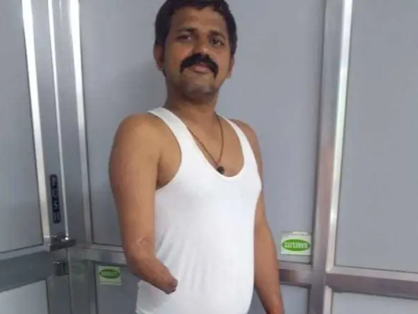 Help Prashant Get His Hand