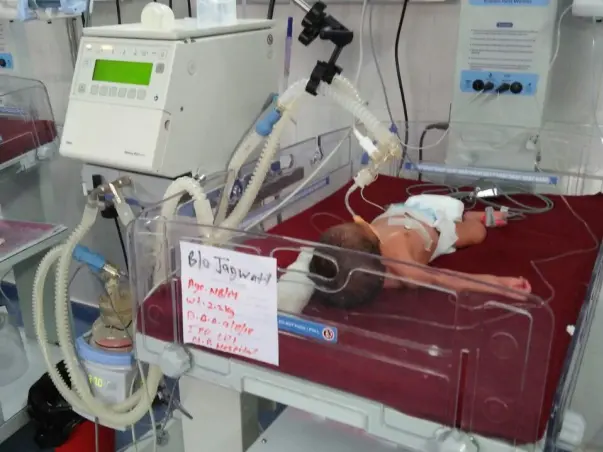 Save Newly Born Baby Suffering From Severe Lung Disease.