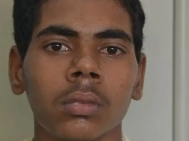 Rakesh Prasad of age 20 suffering from mouth cancer