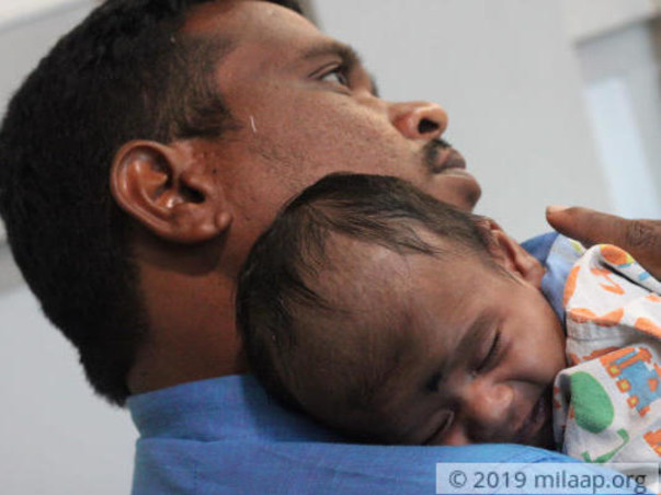 This Jain Mandir Guard Struggles To Save His Baby Boy's Heart