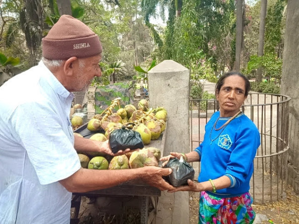 Help Abondoned & Homeless People with Food & Clothes