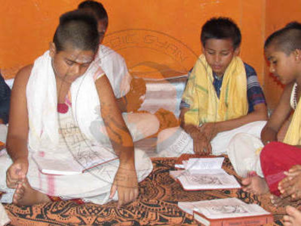 Shri Kapileshwar Vedic Gurukulam Fund