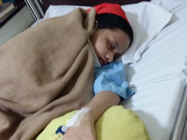 Help 19 year old girl Husna to Fight with Cancer