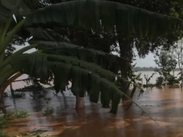 save my life to reconstruct -Damaged house in floods