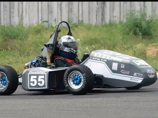 Help us to build Race car