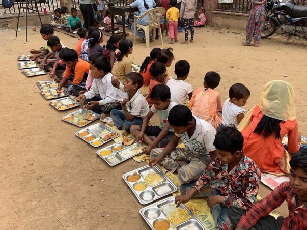 Help Nilay in feeding the hungry and creating a hunger free India