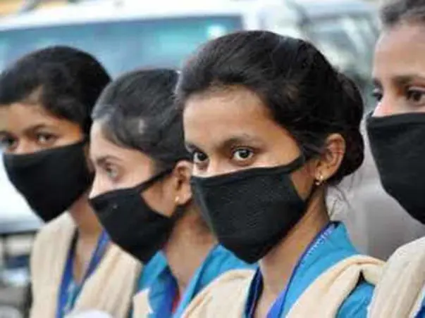 Help To Daily Wage Earners' Suffering From LockDown in Telangana