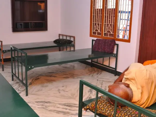 This Brahmin Home Is Supporting 60 Elderly Abandoned! Donate and Help