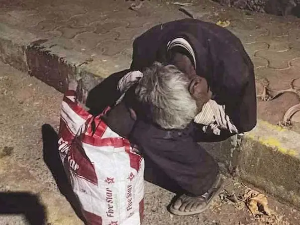 Help This Mute and Deaf Man Find Some Shelter & Care