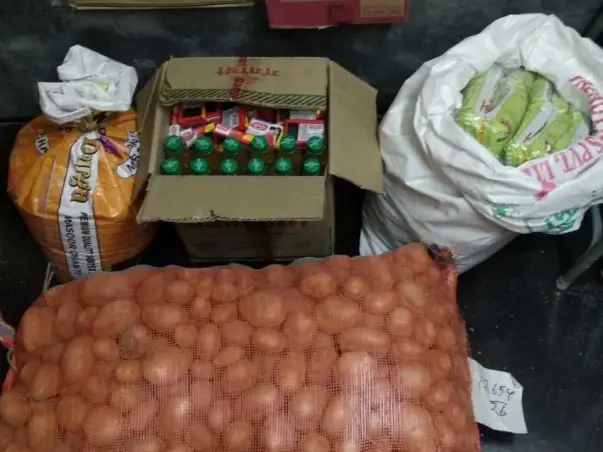 Help Poor With Essentials Groceries in Lockdown Situation