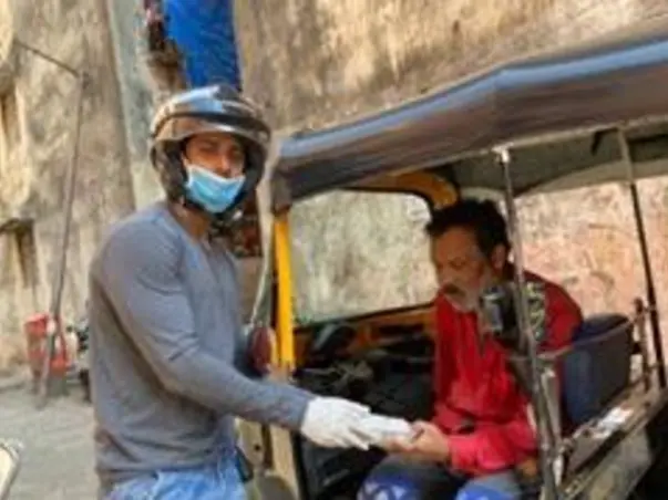 Help me feed the underprivileged in Mumbai