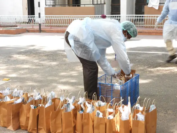 Help Us Distribute Foods, Groceries To Daily Wage Earners,  Families