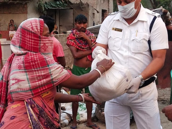 Help feed 500 underprivileged families of Kolkata during lockdown