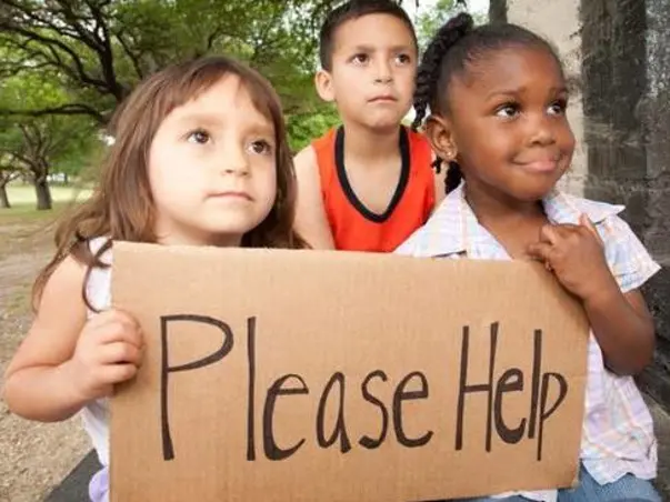 Help Daily Wages And Poor People Fight against Corona Virus