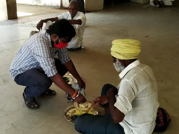 अन्नछत्र - चला अशा या संकट काळात गरिबांना 
अन्नदानासाठी मदत करुया