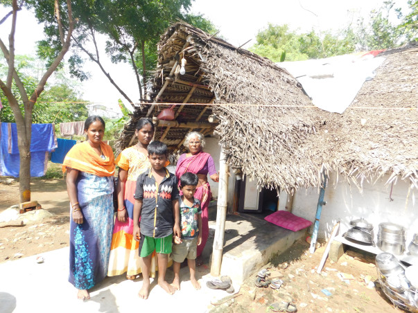 Food for the Hungry & Starving  Unorganised Workers in COVID Lock-down
