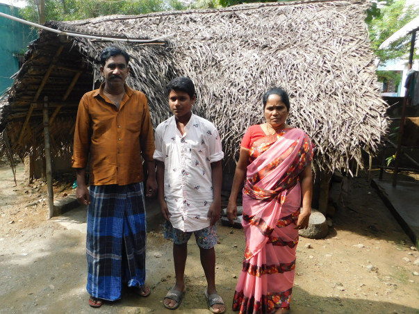 Food for the Hungry & Starving  Unorganised Workers in COVID Lock-down