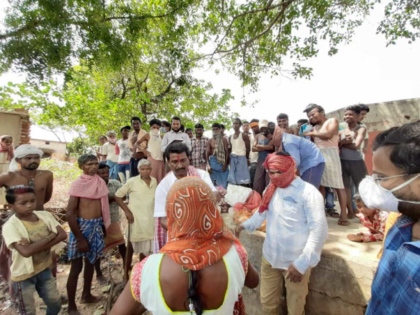 Help The Poor With Food In This Pandemic Situation