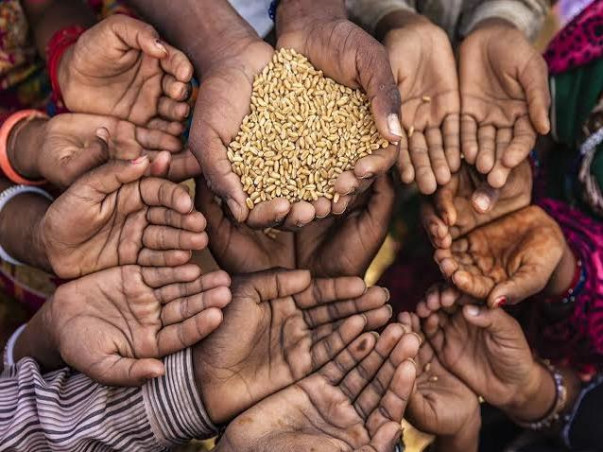 Help Daily Wage Workers And Poor People In Thane, Maharashtra