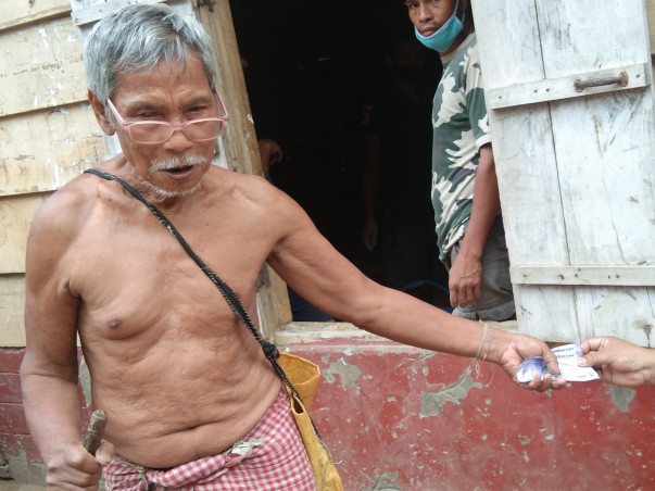 Help me providing food for the poor families.