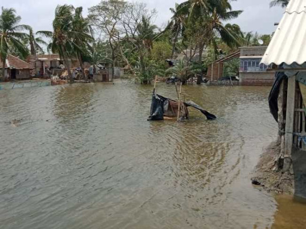 Help the cyclone-affected villages of West Bengal to Stand up
