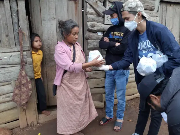 Help poorer hungers during this season of fighting against Covid-19