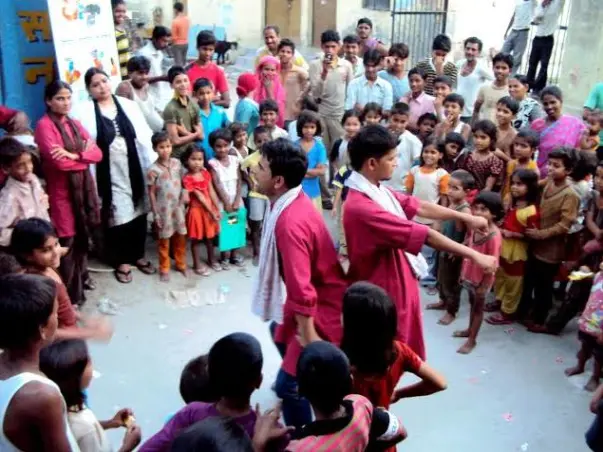 Help Hundreds Of Poor Talents To Build Their Own Career