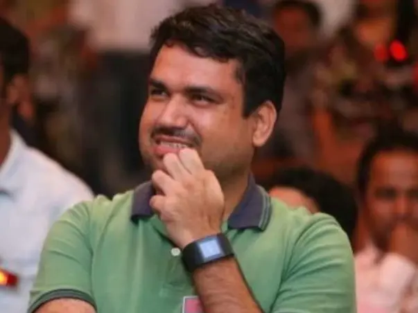 Let us Join hands together for Manish Arora