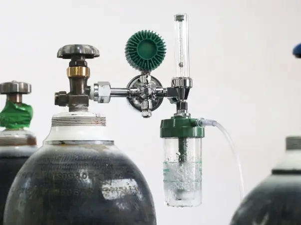Help us in providing free oxygen cylinders to COVID-19 patients