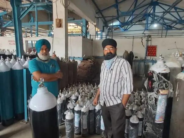 Help Gurudwara Panvel in supporting People with Oxygen & Food