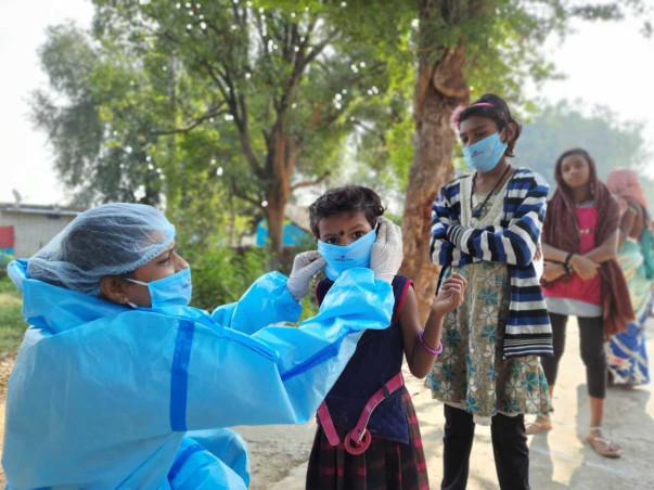 Support Smile Foundation in keeping India's Health Workers Safe