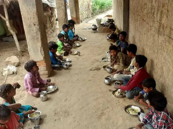 Donate 5 Save Life - Let's Eat Together