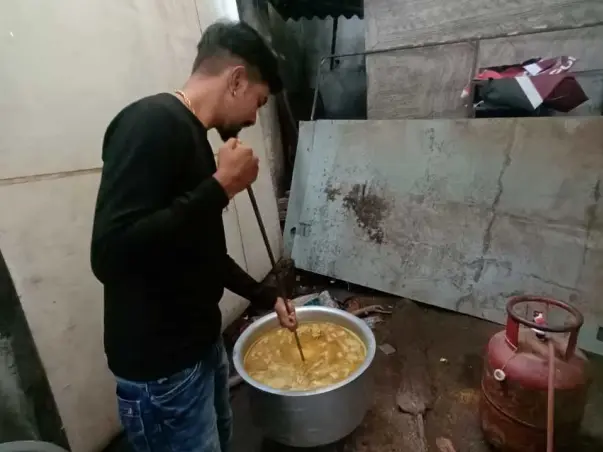 Help Me To Feed  Stray And Street Dogs