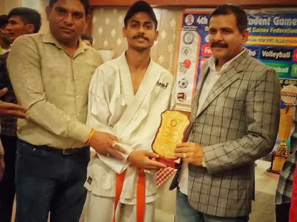 Help Hitesh Fight International