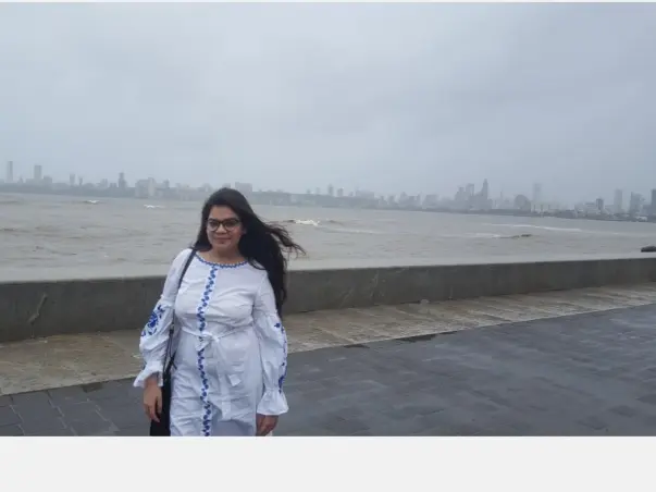 Help Aliha raise funds for her Masters in UK.