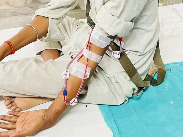 Save a Father of 1 Daughter. Both Kidneys Failed - Lets Donate Small