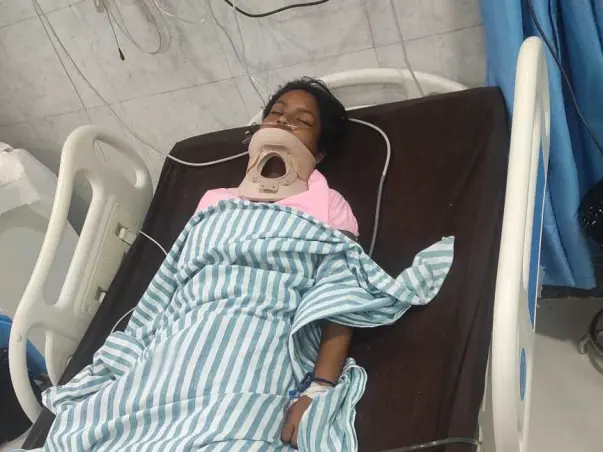 Support Kushboo To Recover From Neck Injury